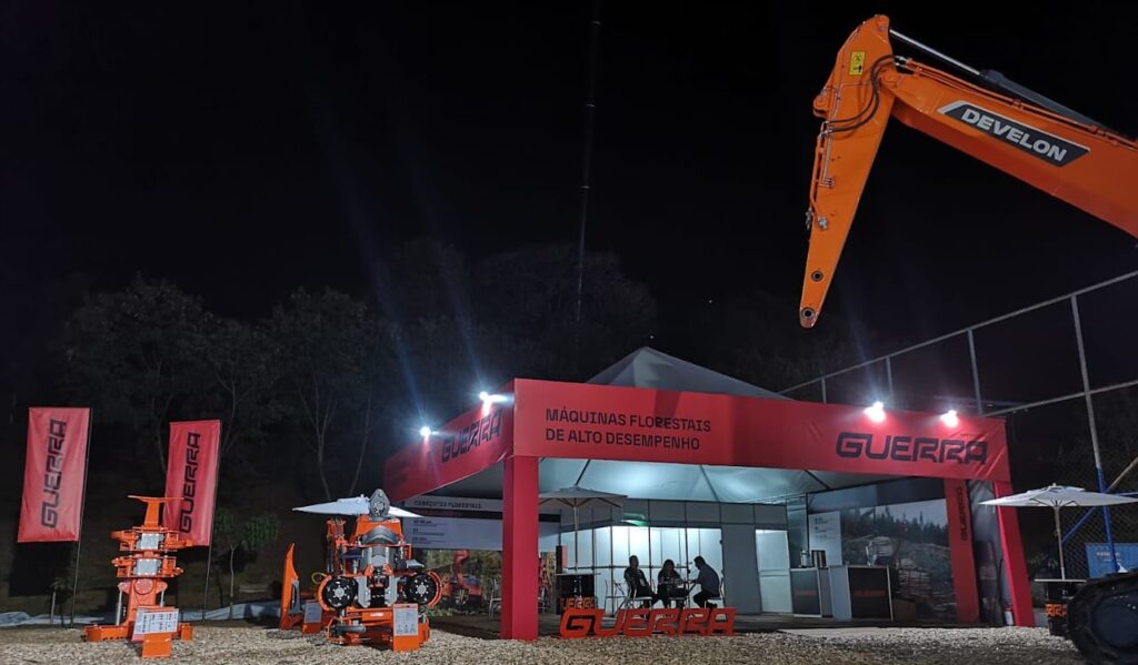 Participación de Industrias Guerra como expositor en una feria del sector forestal en Brasil